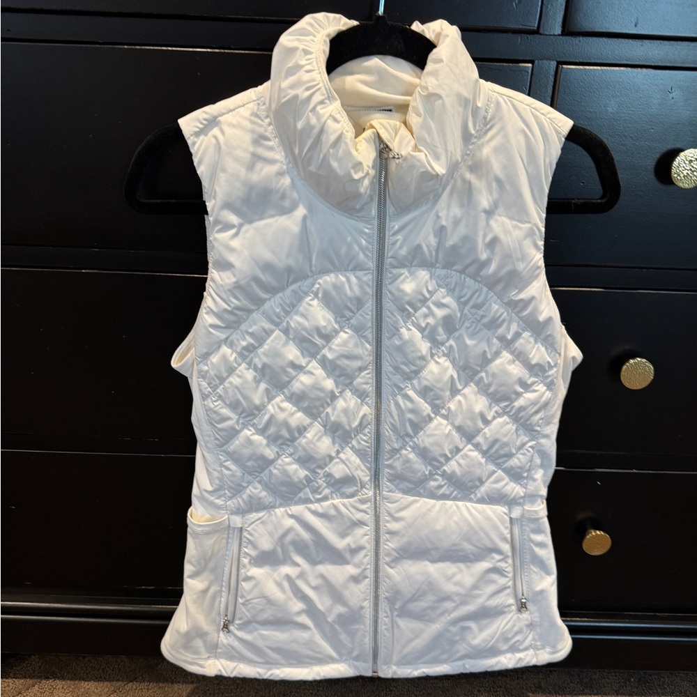 Lululemon Down for a Run Vest Size 6